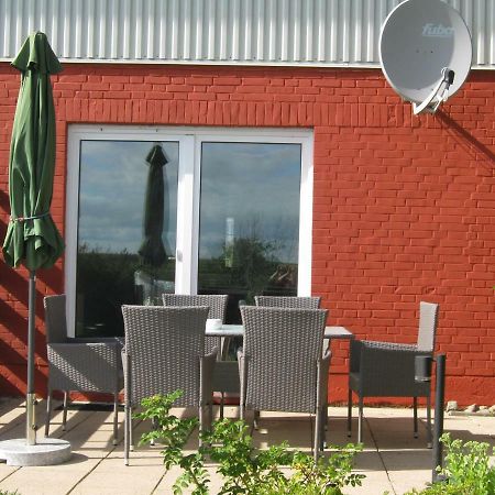 Ferienwohnung Ferien auf der Sönnenswarf Ockholm Exterior foto