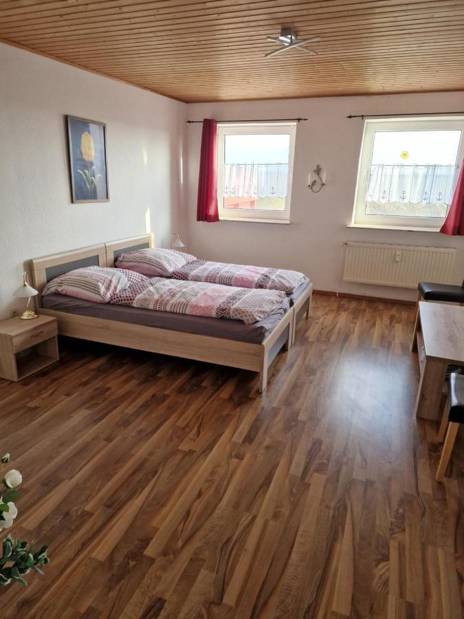 Ferienwohnung Ferien auf der Sönnenswarf Ockholm Exterior foto