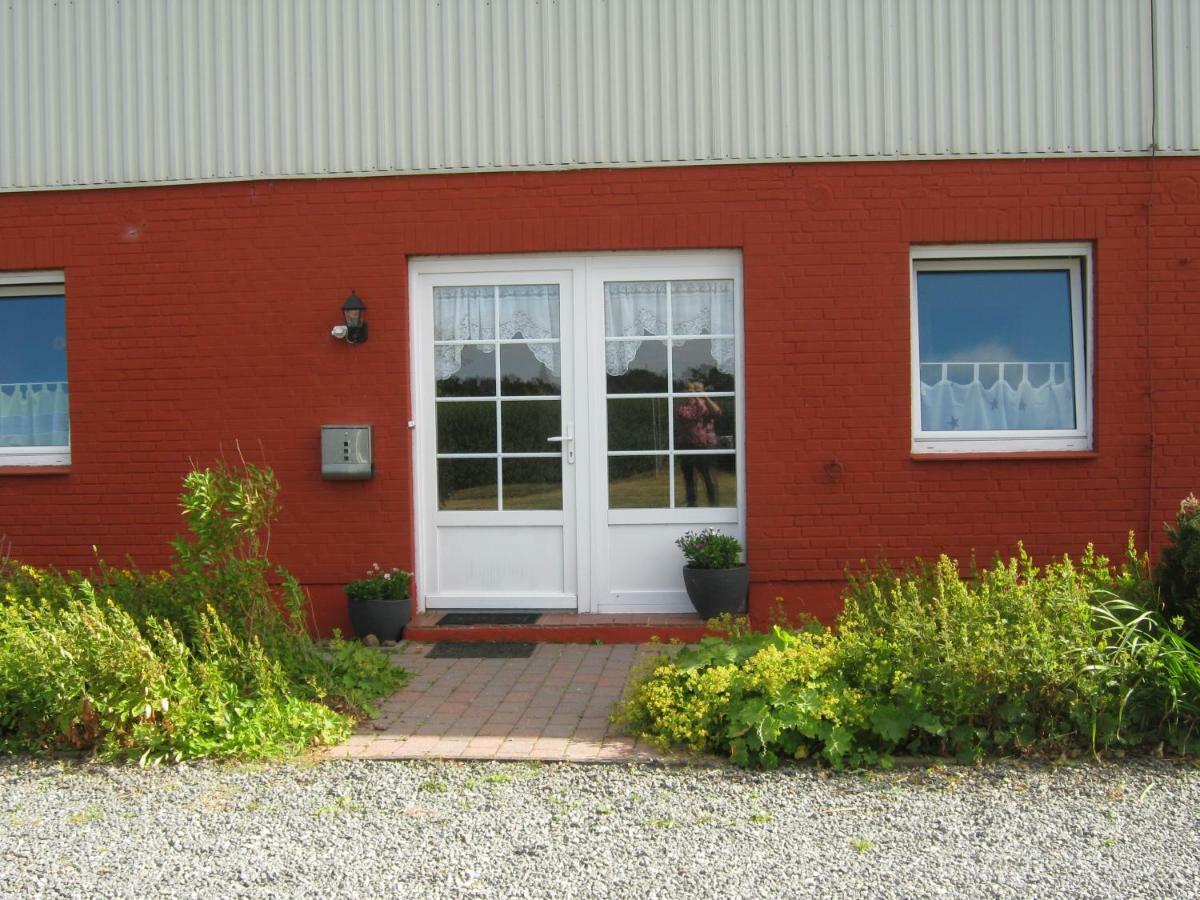 Ferienwohnung Ferien auf der Sönnenswarf Ockholm Exterior foto