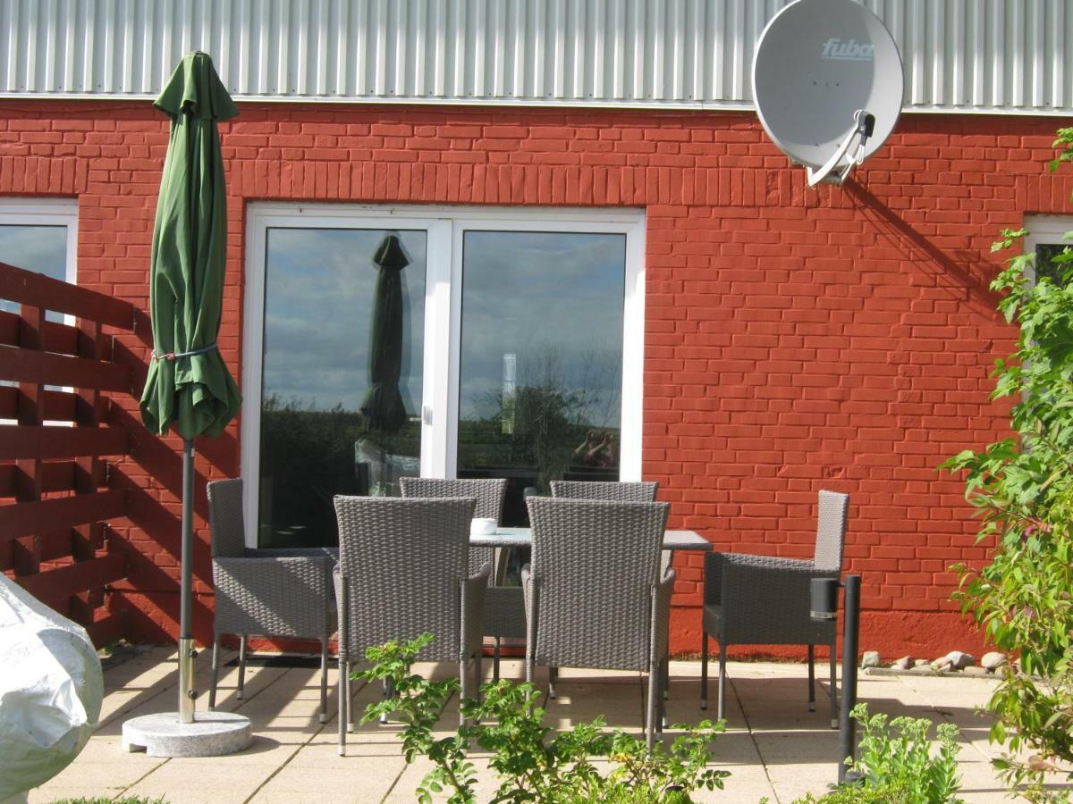 Ferienwohnung Ferien auf der Sönnenswarf Ockholm Exterior foto